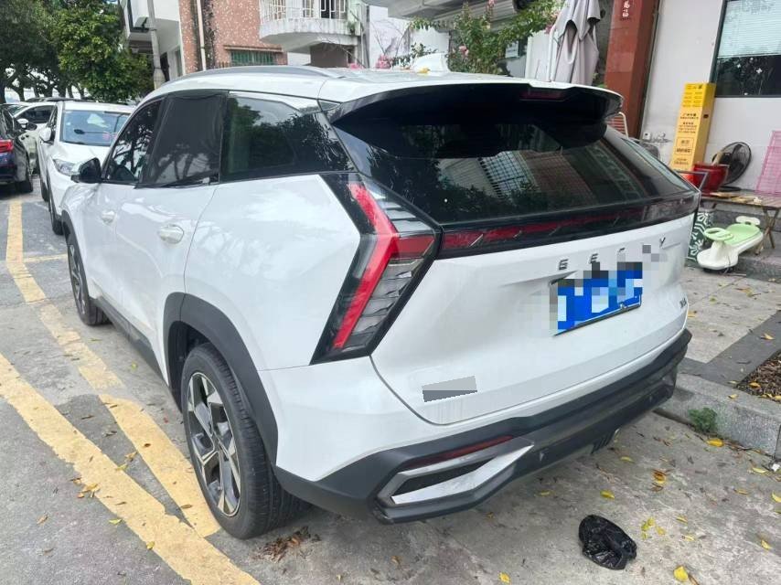 GEELY Boyue L 2024 car image #5