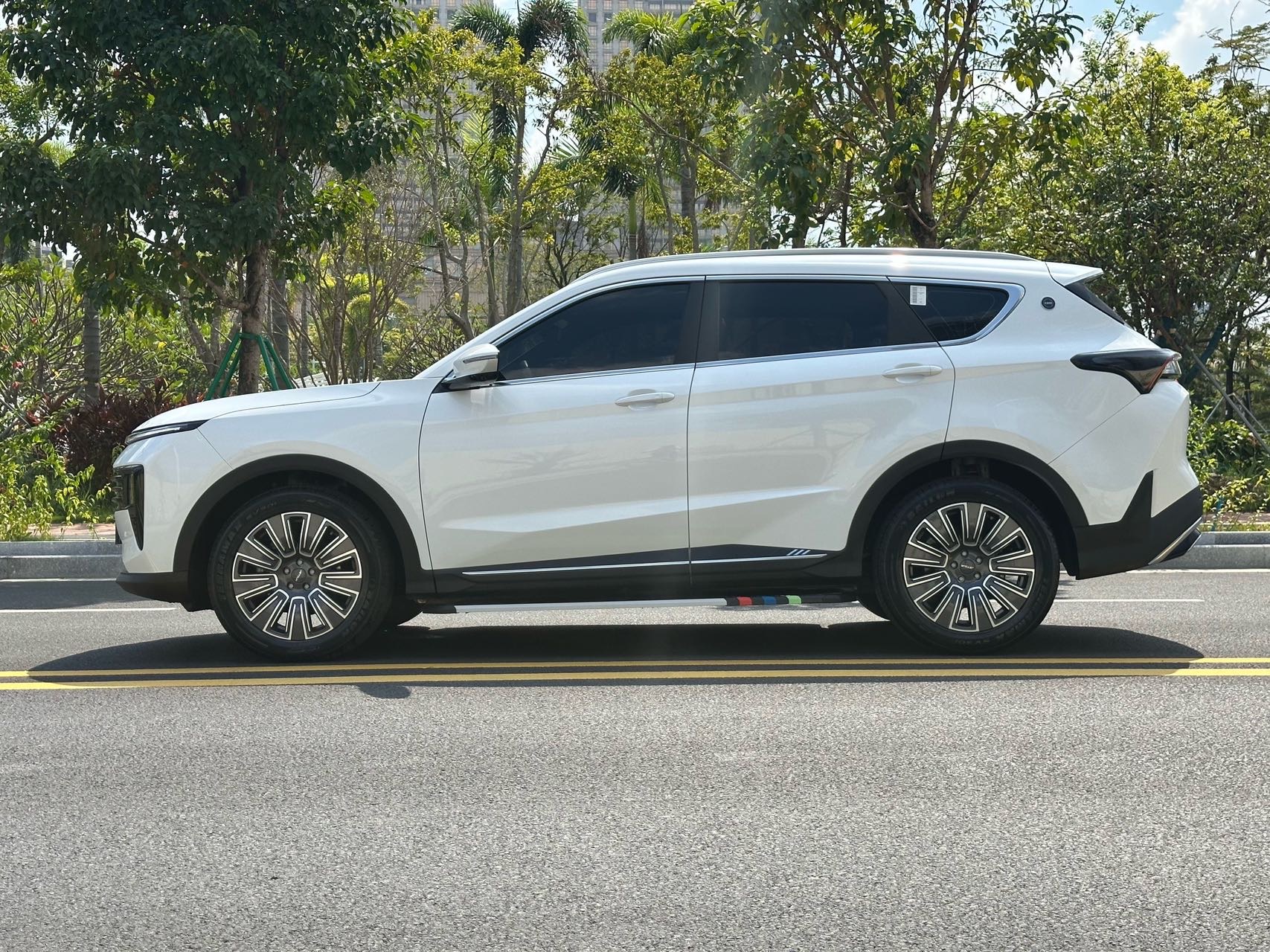 Jetour X70 PLUS 2024 car image #4