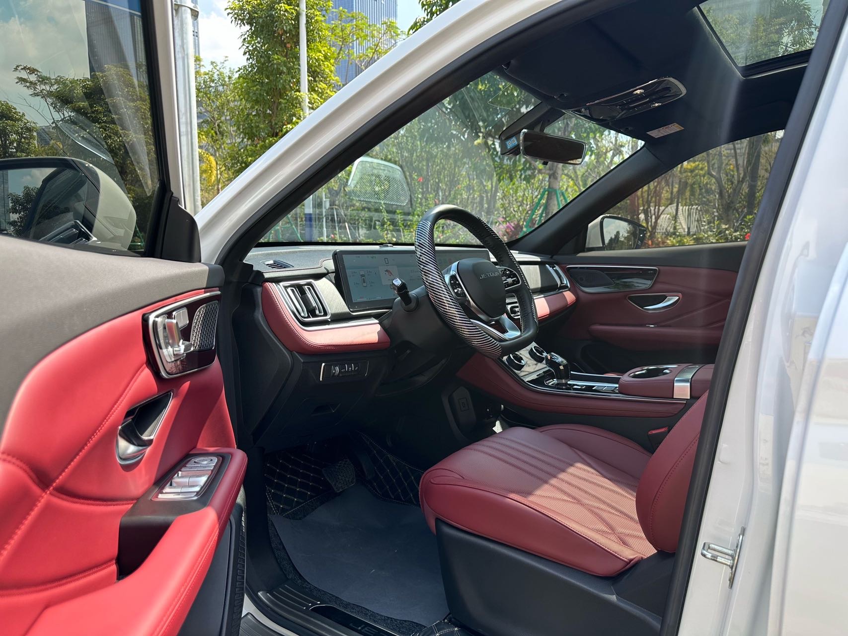 Jetour X70 PLUS 2024 car image #5