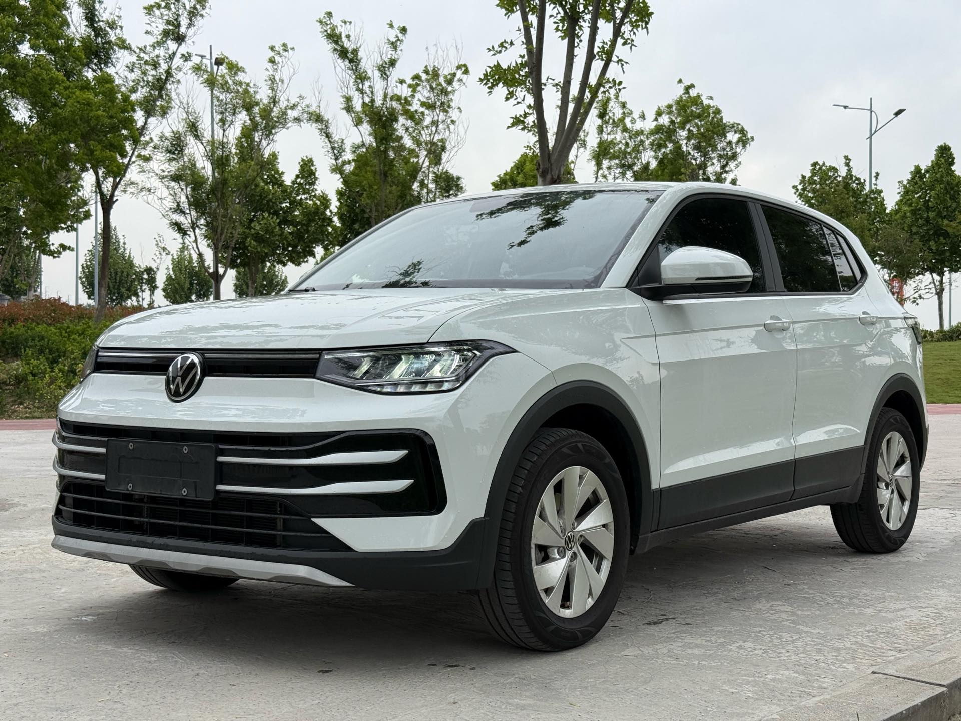 Volkswagen Tharu 2025 Volkswagen Tharu 2025 car image