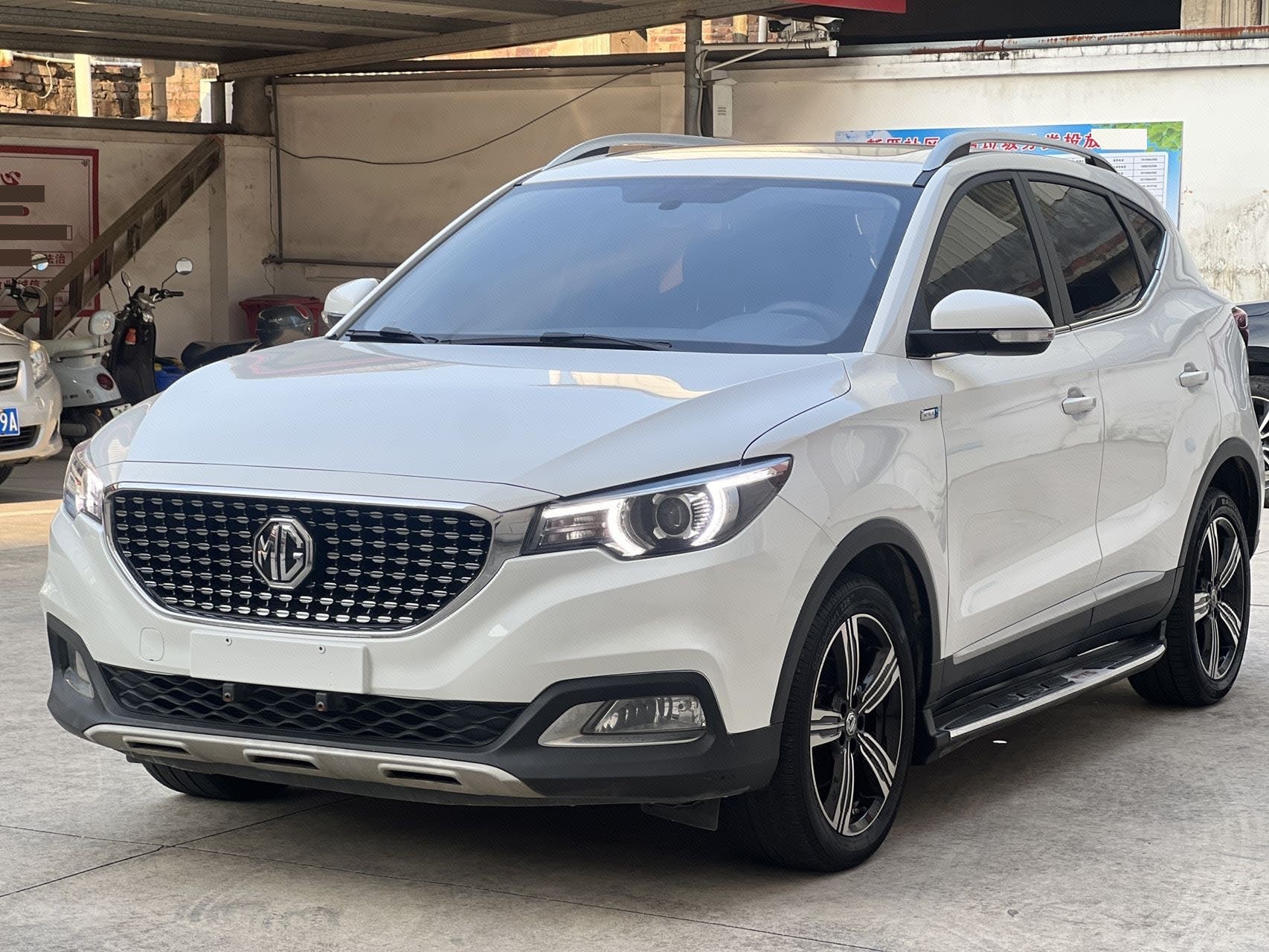 MG ZS 2019 MG ZS 2019 car image
