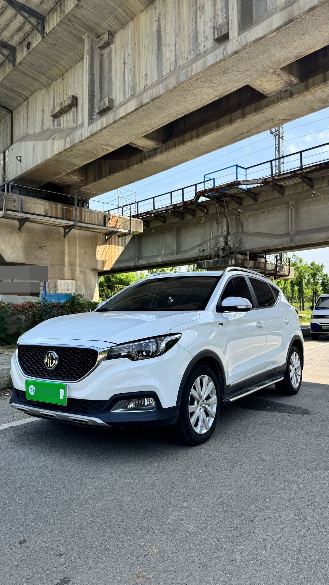 MG ZS 2017 car image 