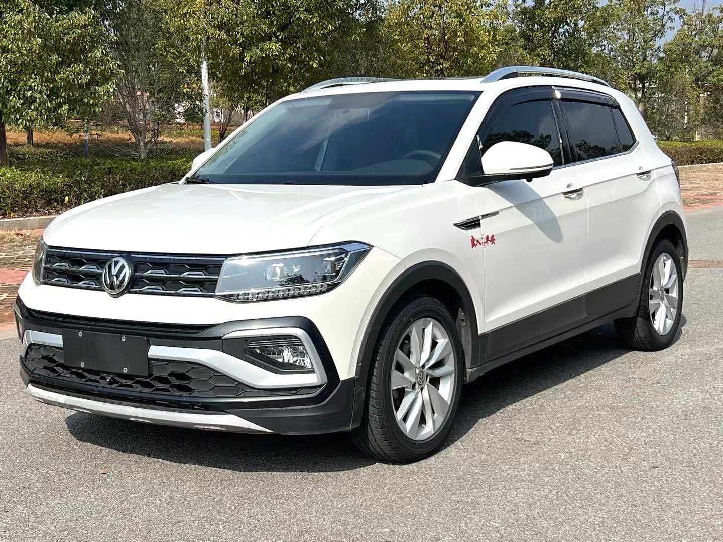 2020 2020 immagine di auto