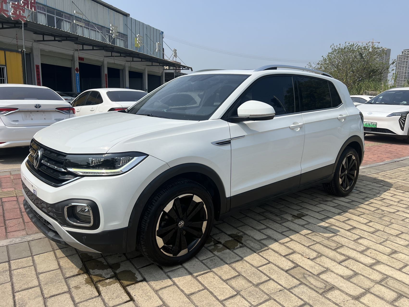 Volkswagen Tacqua 2023 car image 