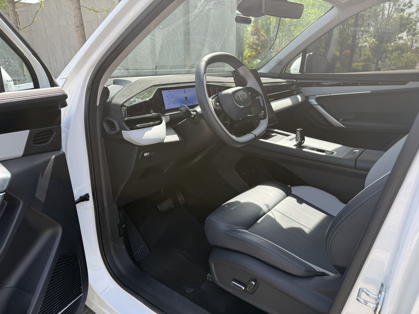GEELY Boyue L 2024 #4 GEELY Boyue L 2024 صورة سيارة #4