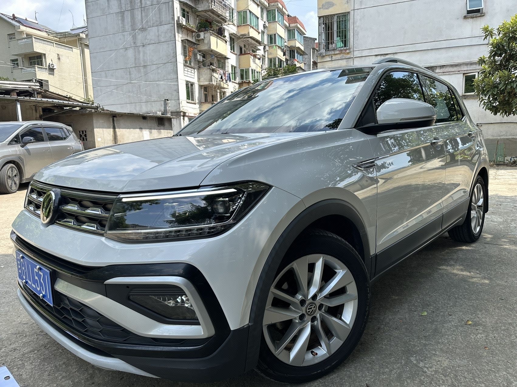 Volkswagen T-Cross 2020 Volkswagen T-Cross 2020 car image