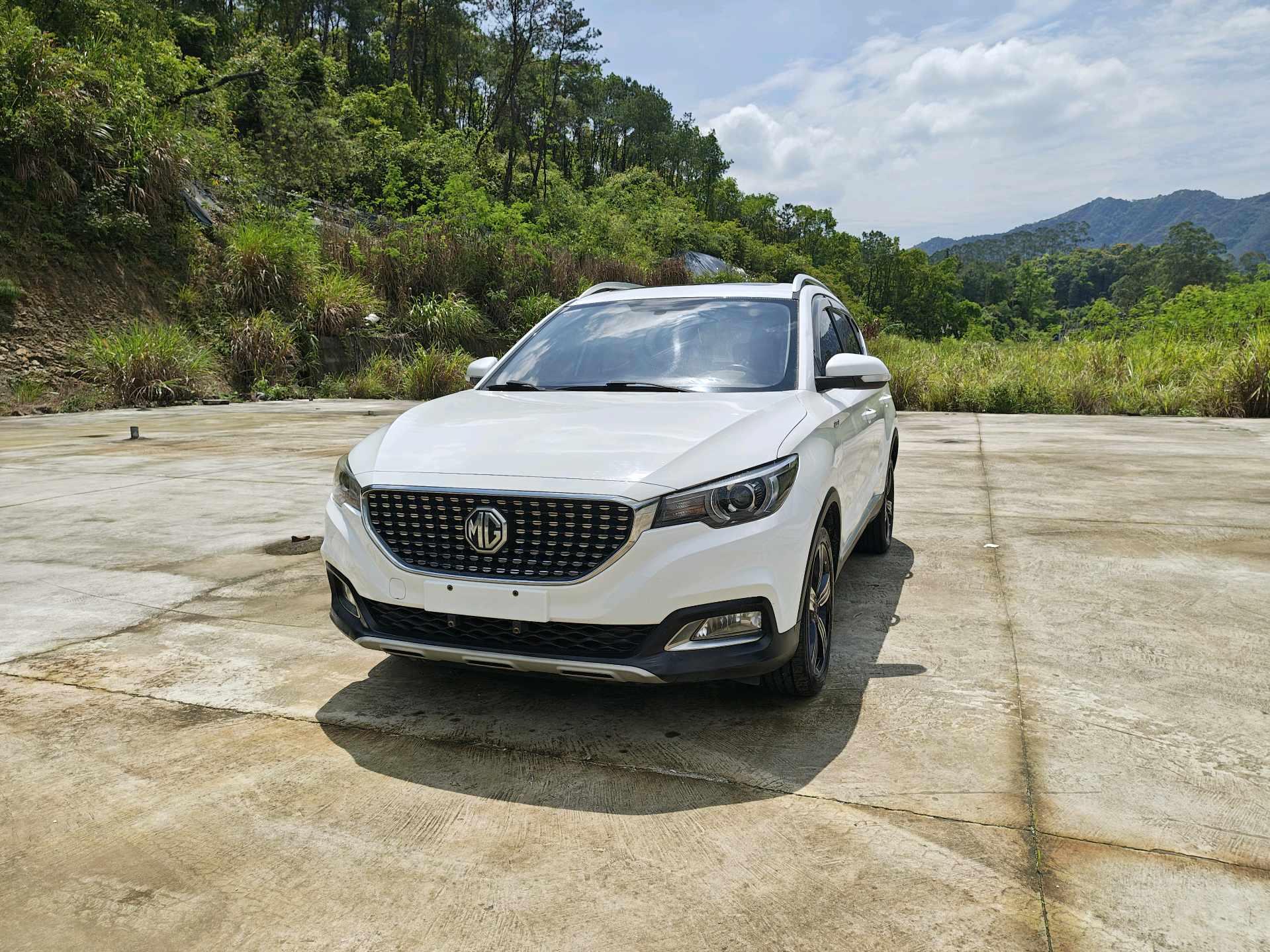 MG ZS 2018 image de voiture 