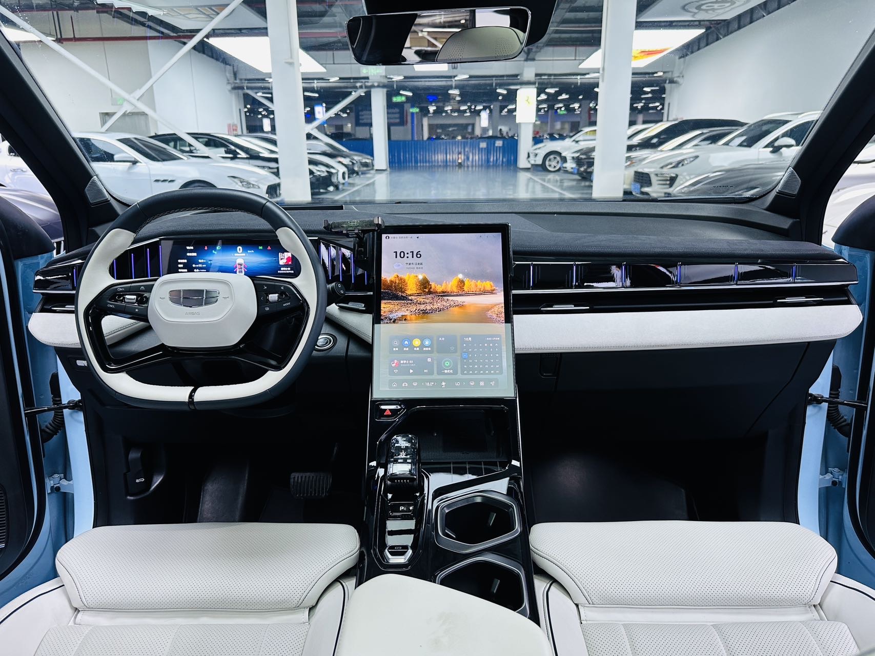 GEELY Boyue L 2023 car image #5