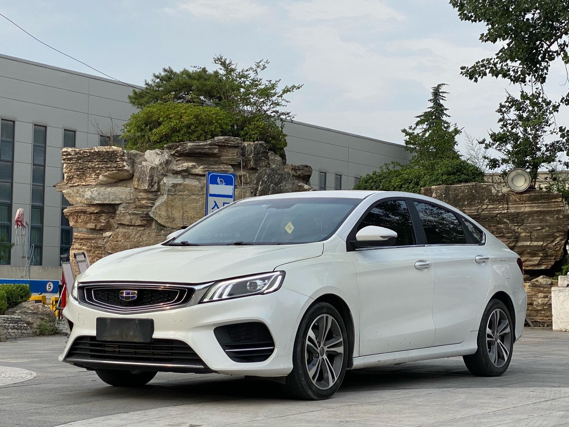 GEELY Binray 2018 GEELY Binray 2018 car image