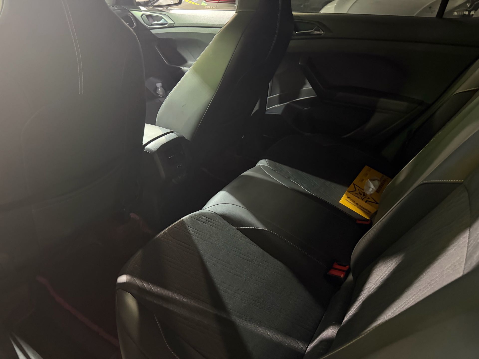 Volkswagen T-Cross 2019 #4 Volkswagen T-Cross 2019 car image #4