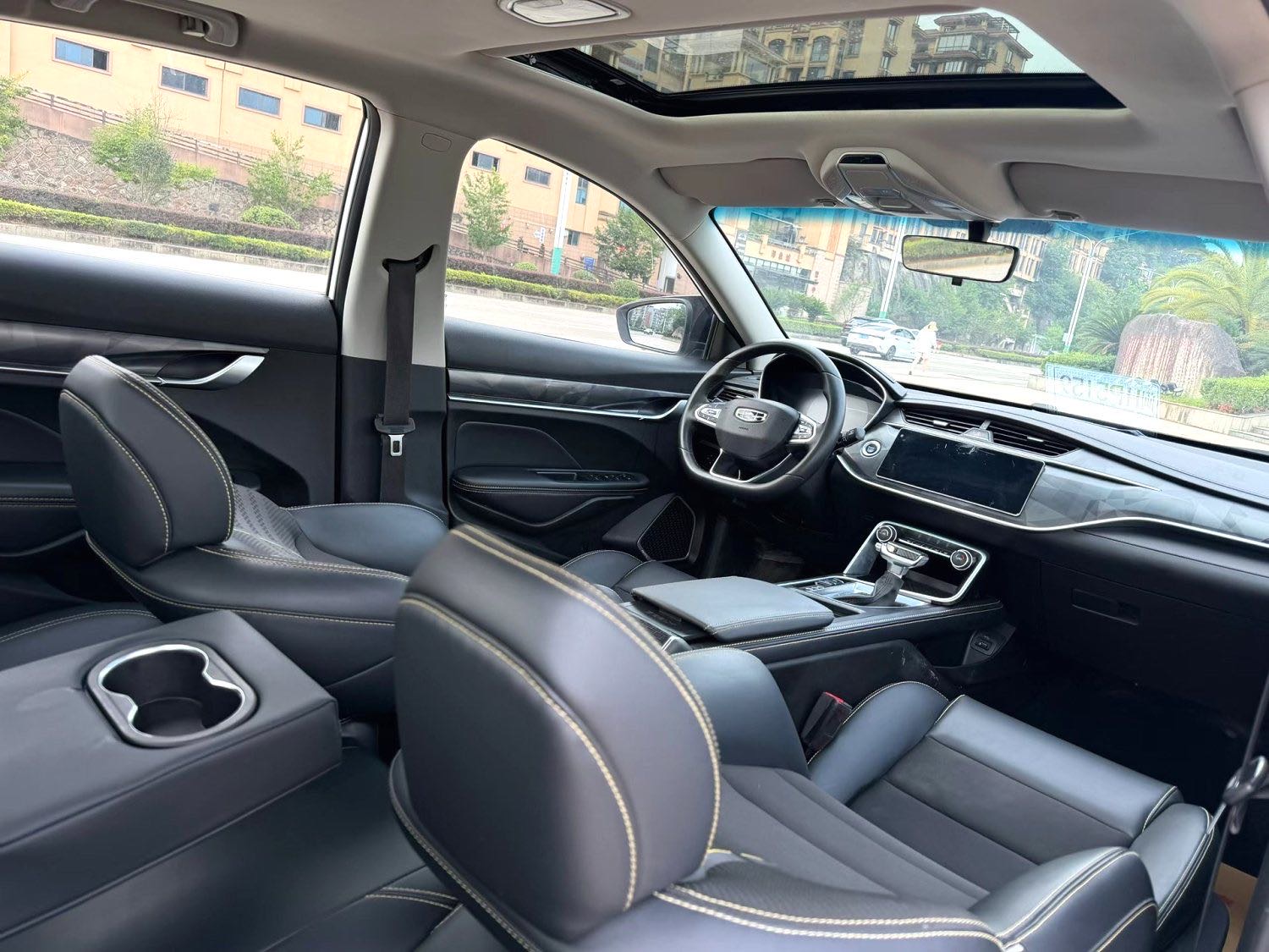GEELY Binray 2021 car image #3