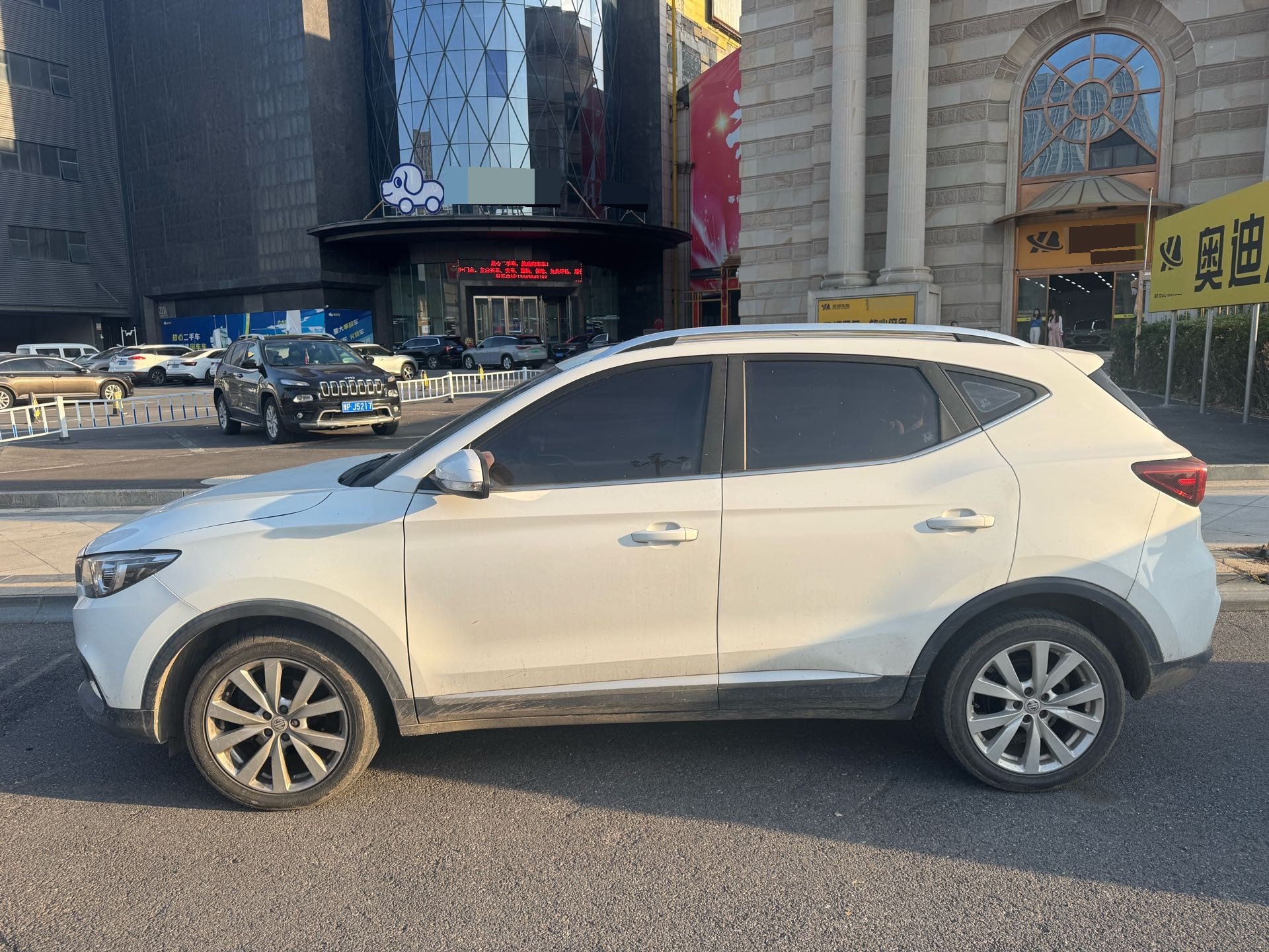 MG ZS 2017 #7 MG ZS 2017 car image #7