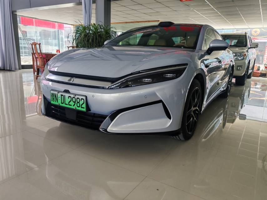BYD HanL 2025 car image 