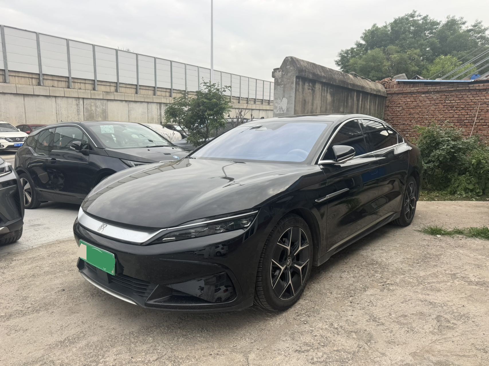 BYD Han 2024 BYD Han 2024 car image