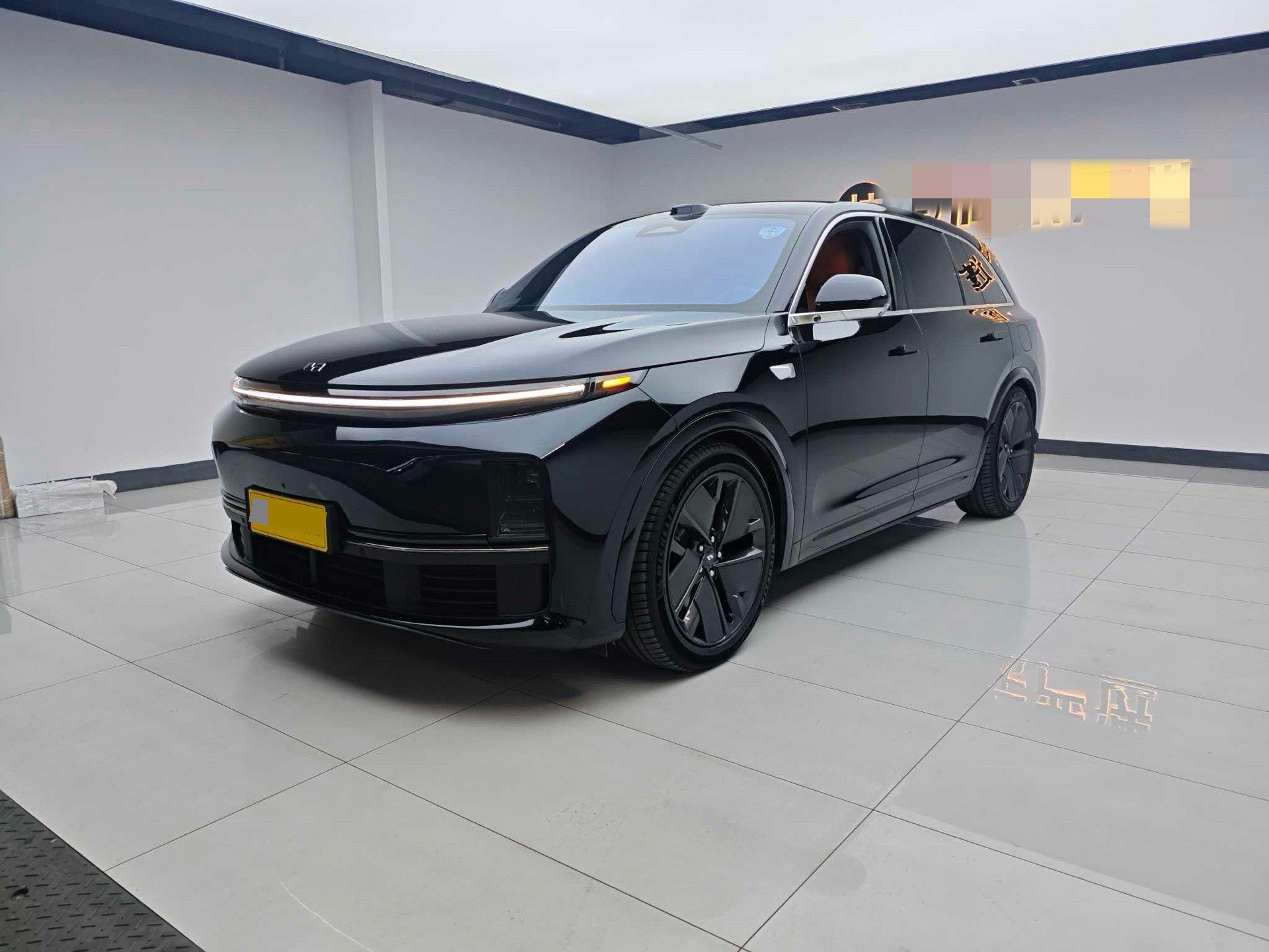 Li L7 2025 Li L7 2025 car image