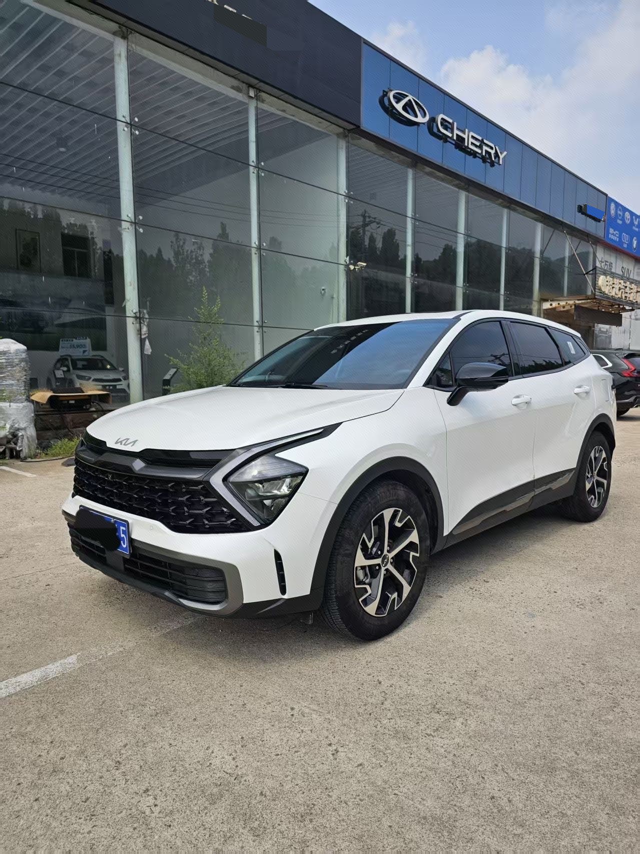 Kia Sportage 2025 immagine di auto 