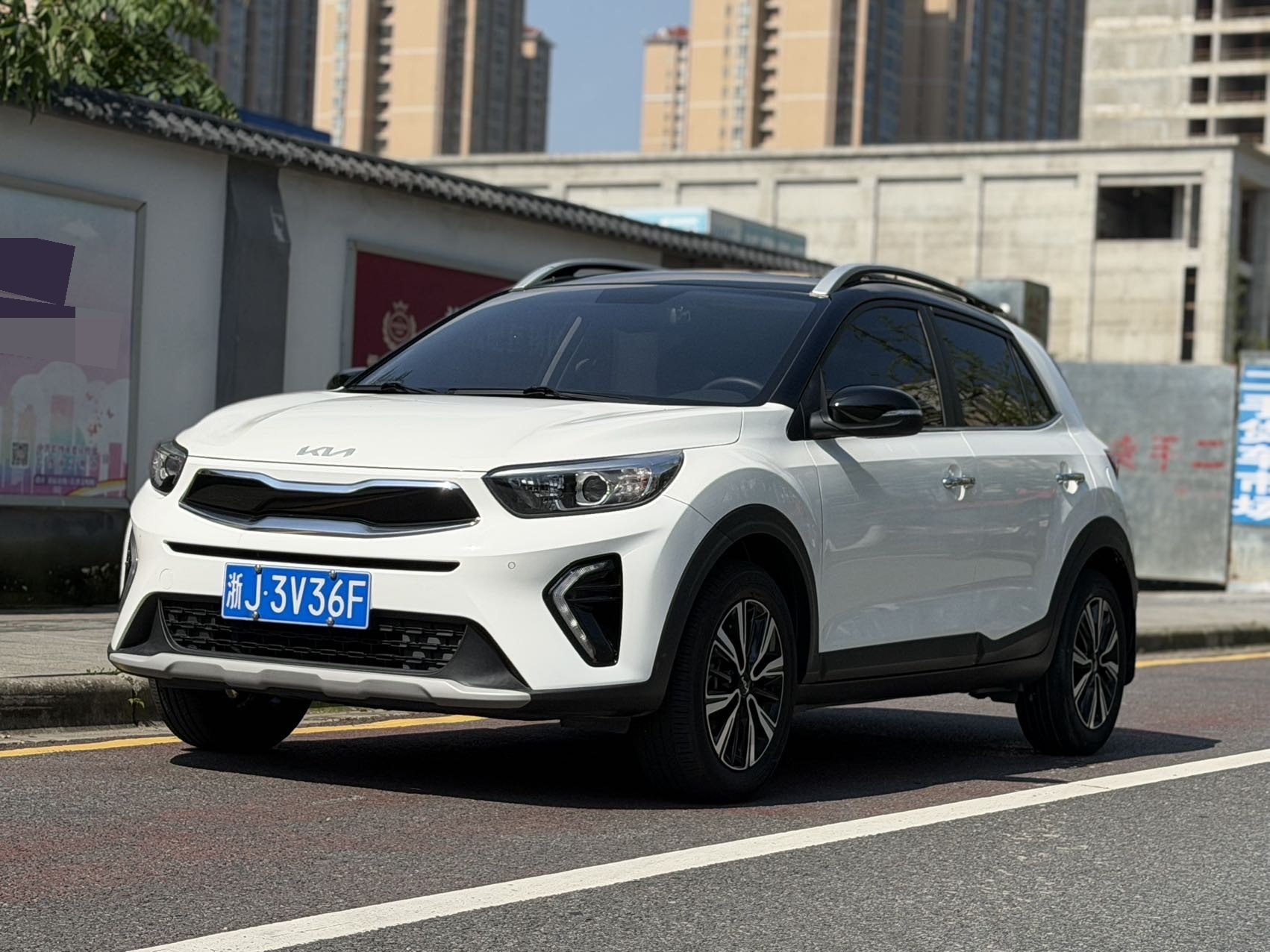 Kia KX1 2022 car image 