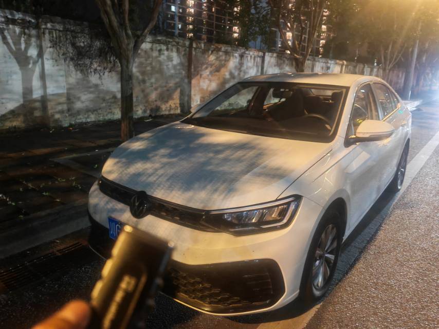 Volkswagen Lavida 2025 car image 