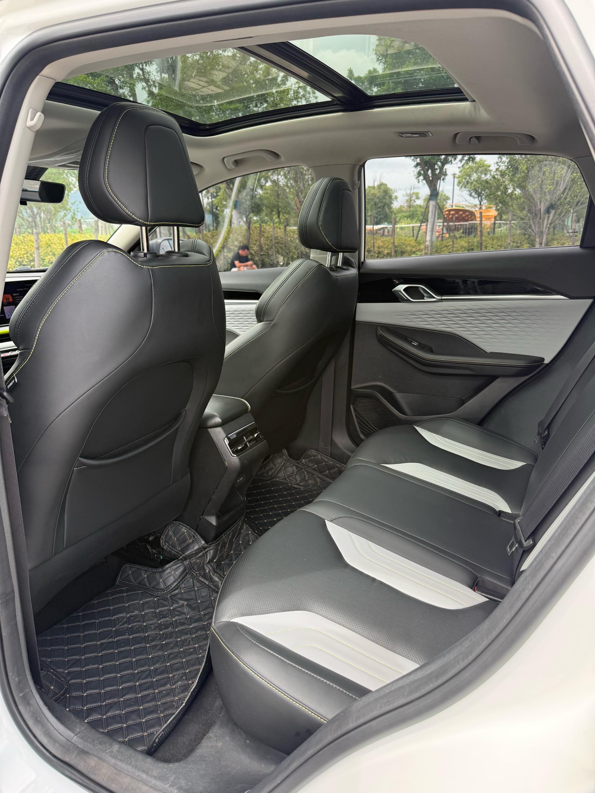 GEELY Coolray 2024 #4 GEELY Coolray 2024 immagine di auto #4
