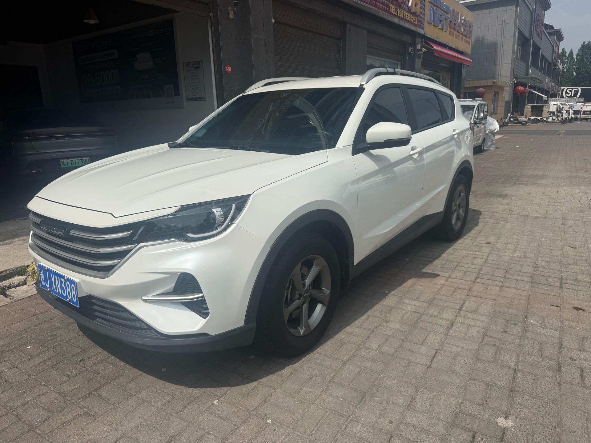 Jetour X70M 2020 Jetour X70M 2020 car image