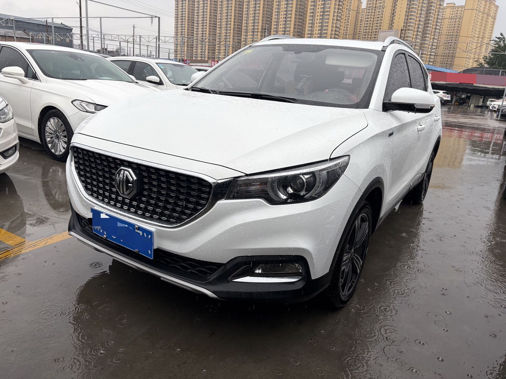 MG ZS 2018 MG ZS 2018 car image