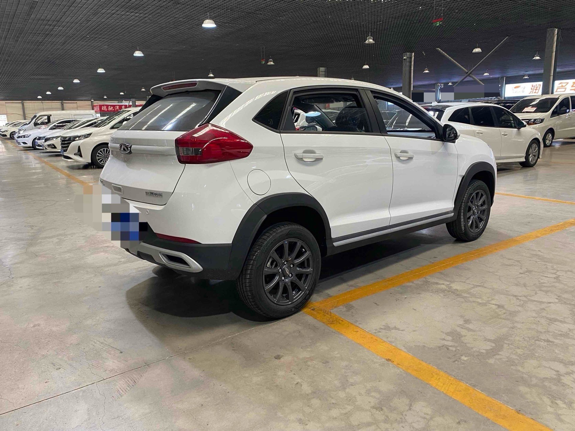 Chery Tiggo 3x 2025 #4 Chery Tiggo 3x 2025 car image #4