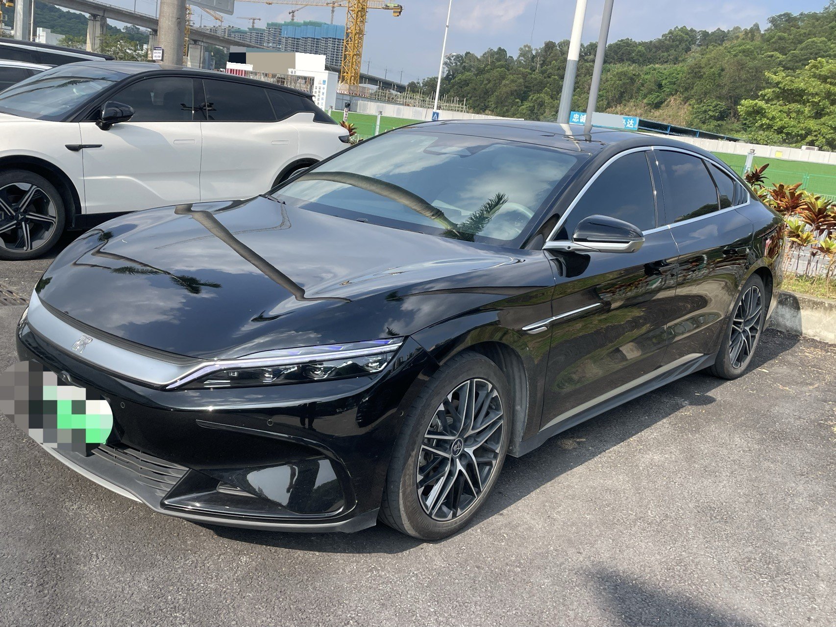 BYD Han 2025 car image 