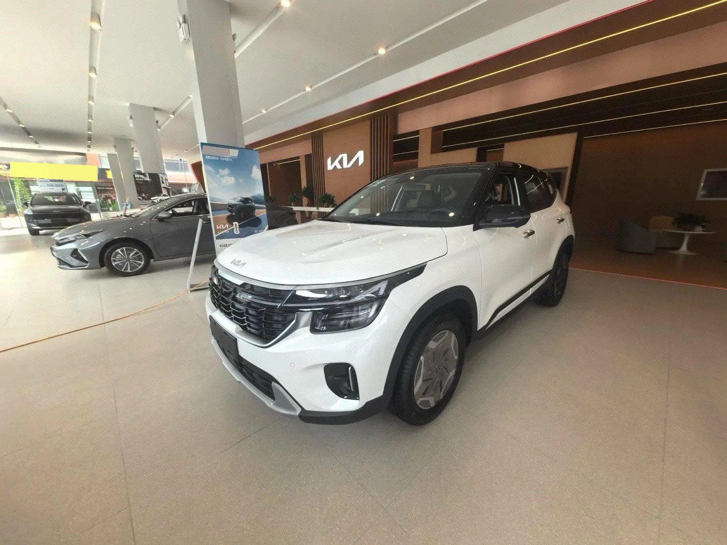 Kia Seltos 2026 Kia Seltos 2026 car image