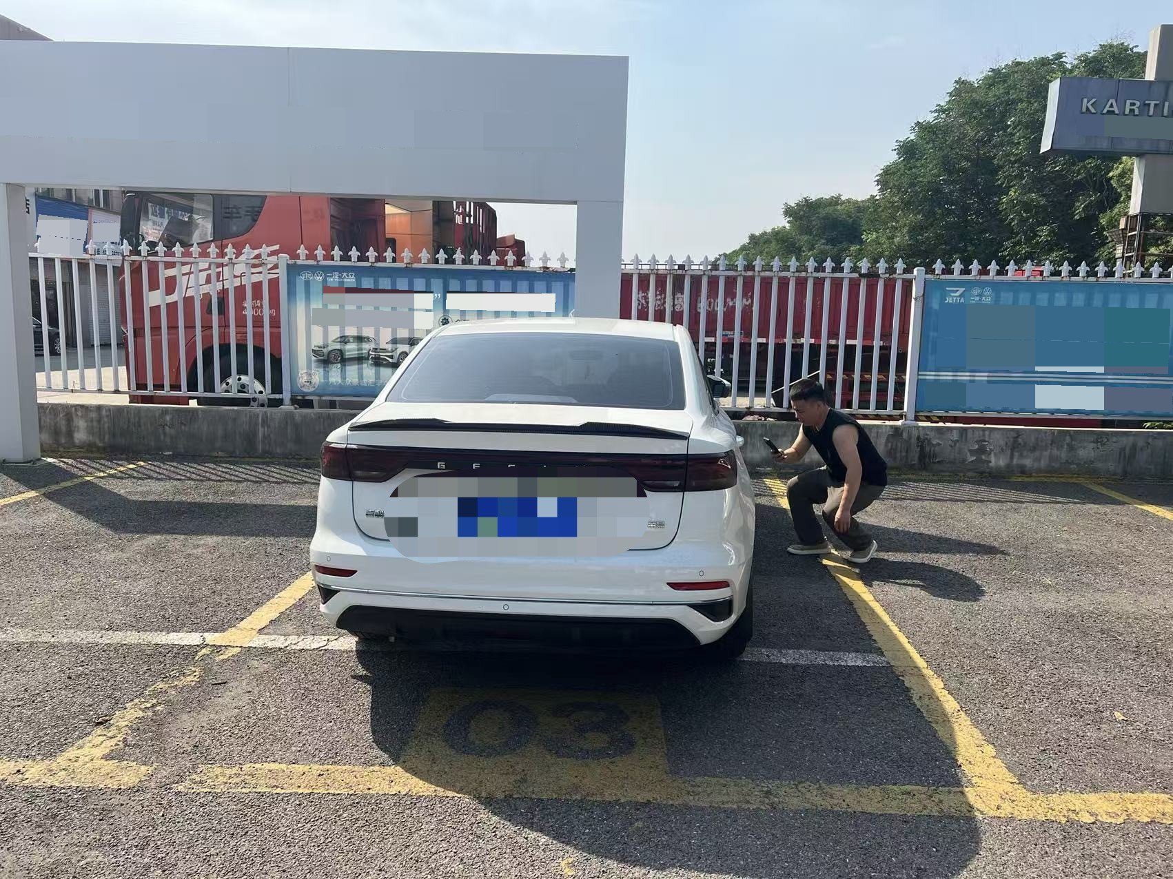 GEELY Emgrand 2023 #3 GEELY Emgrand 2023 صورة سيارة #3