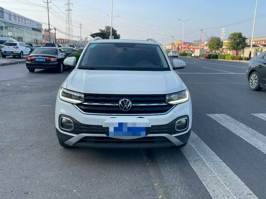 Volkswagen Tacqua 2020 car image #2