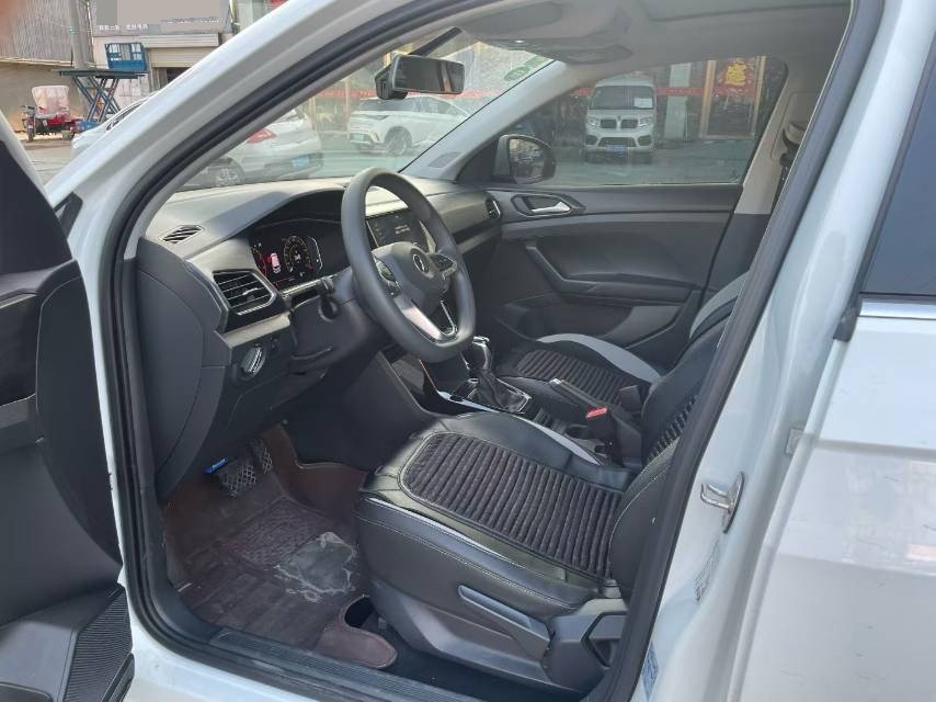 Volkswagen Tacqua 2020 car image #3