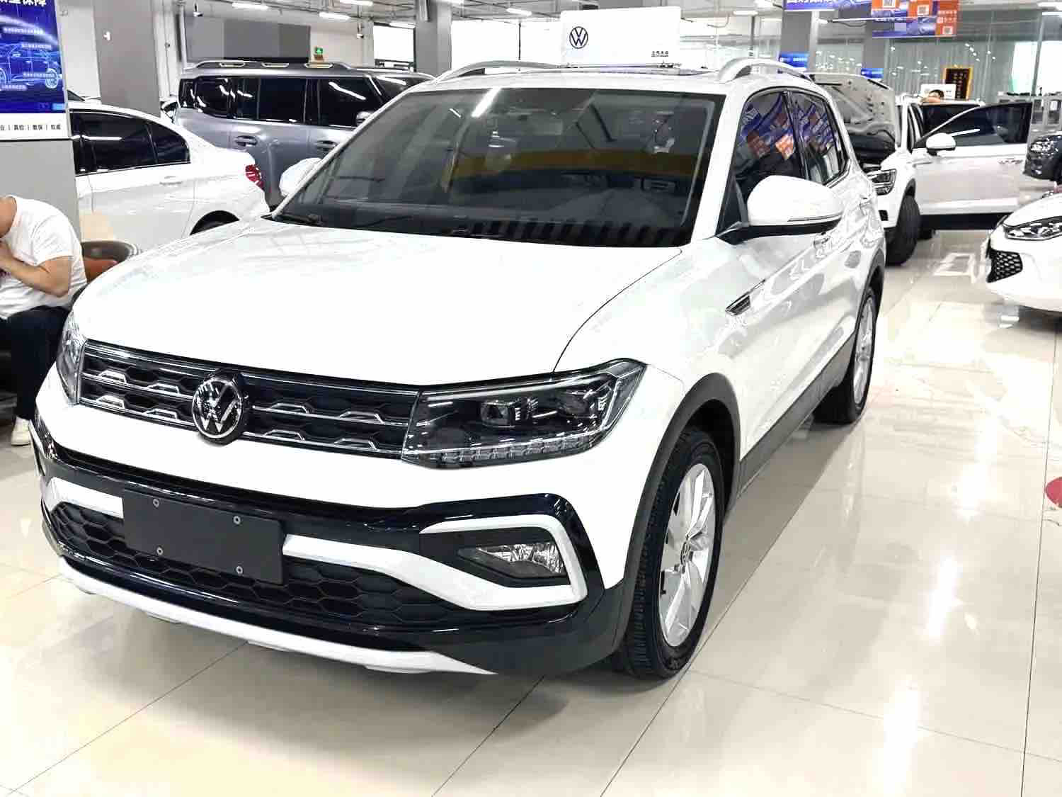 Volkswagen T-Cross 2023 Volkswagen T-Cross 2023 car image