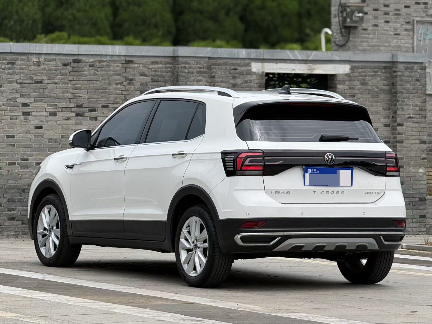 Volkswagen T-Cross 2021 #3 Volkswagen T-Cross 2021 صورة سيارة #3