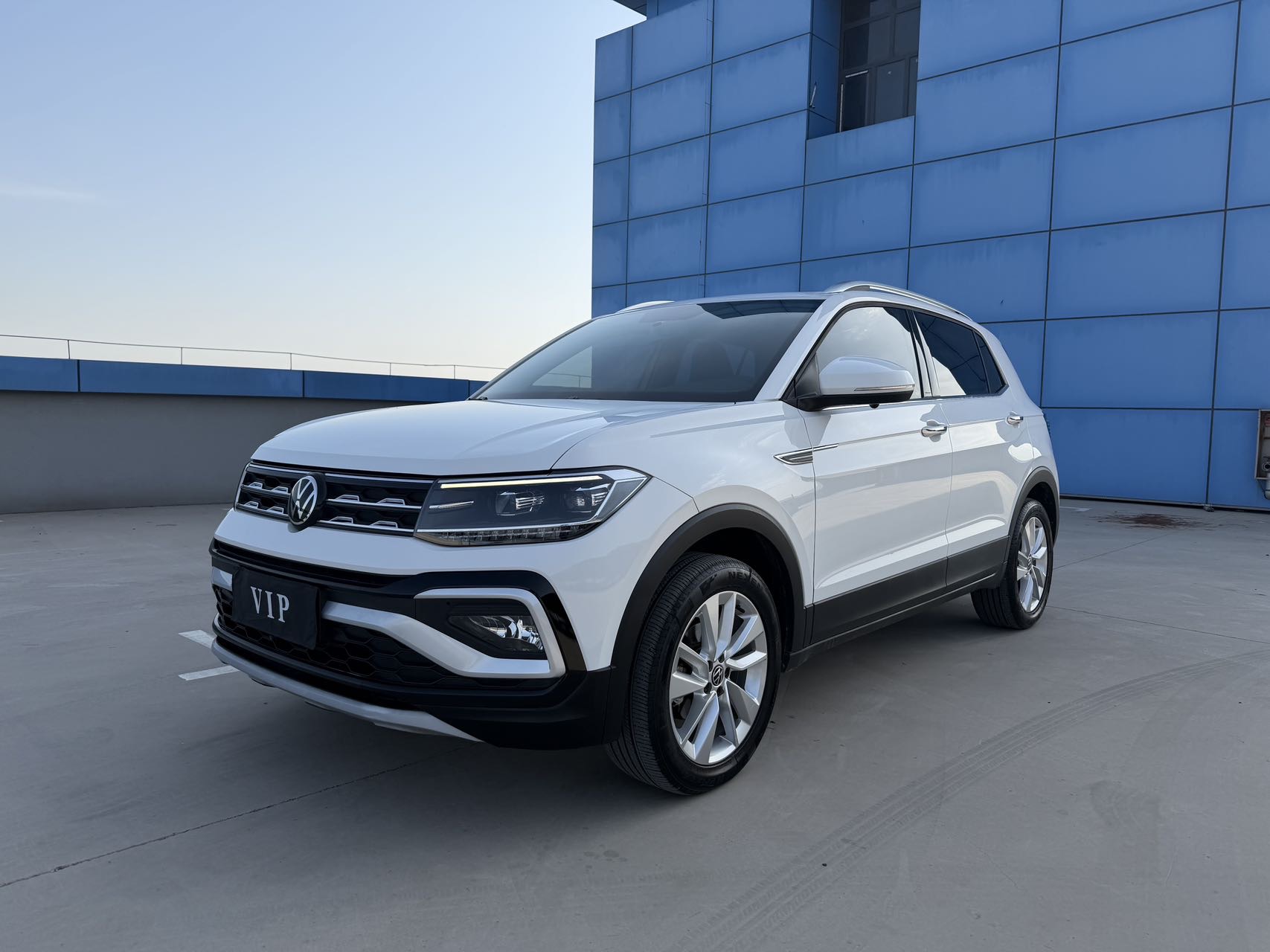 Volkswagen T-Cross 2022 car image 