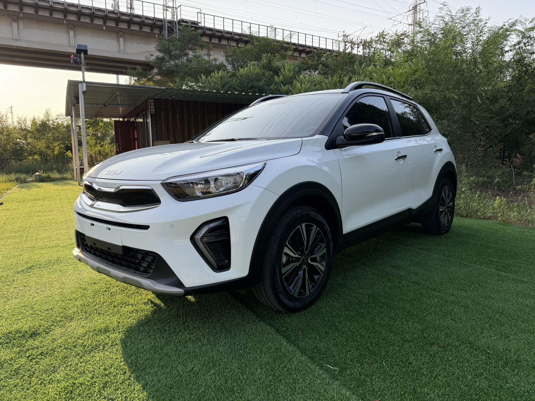 Kia KX1 2023 car image 