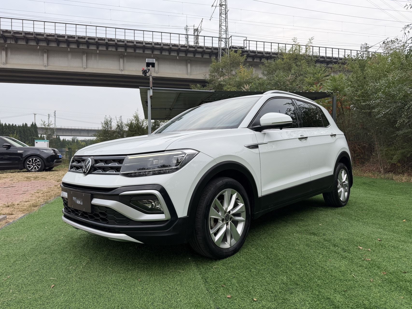 Volkswagen T-Cross 2022 Volkswagen T-Cross 2022 car image