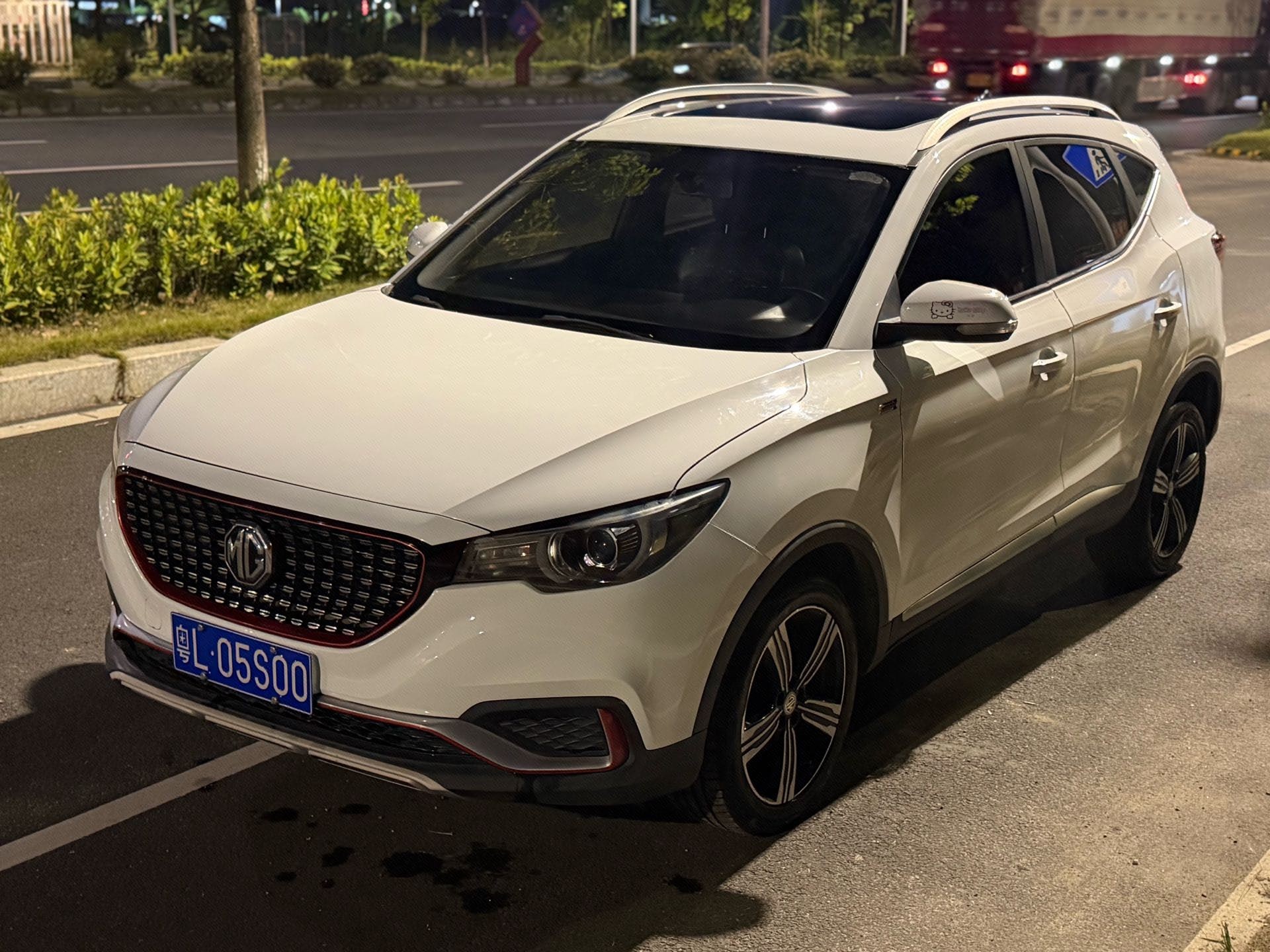 MG ZS 2017 MG ZS 2017 immagine di auto