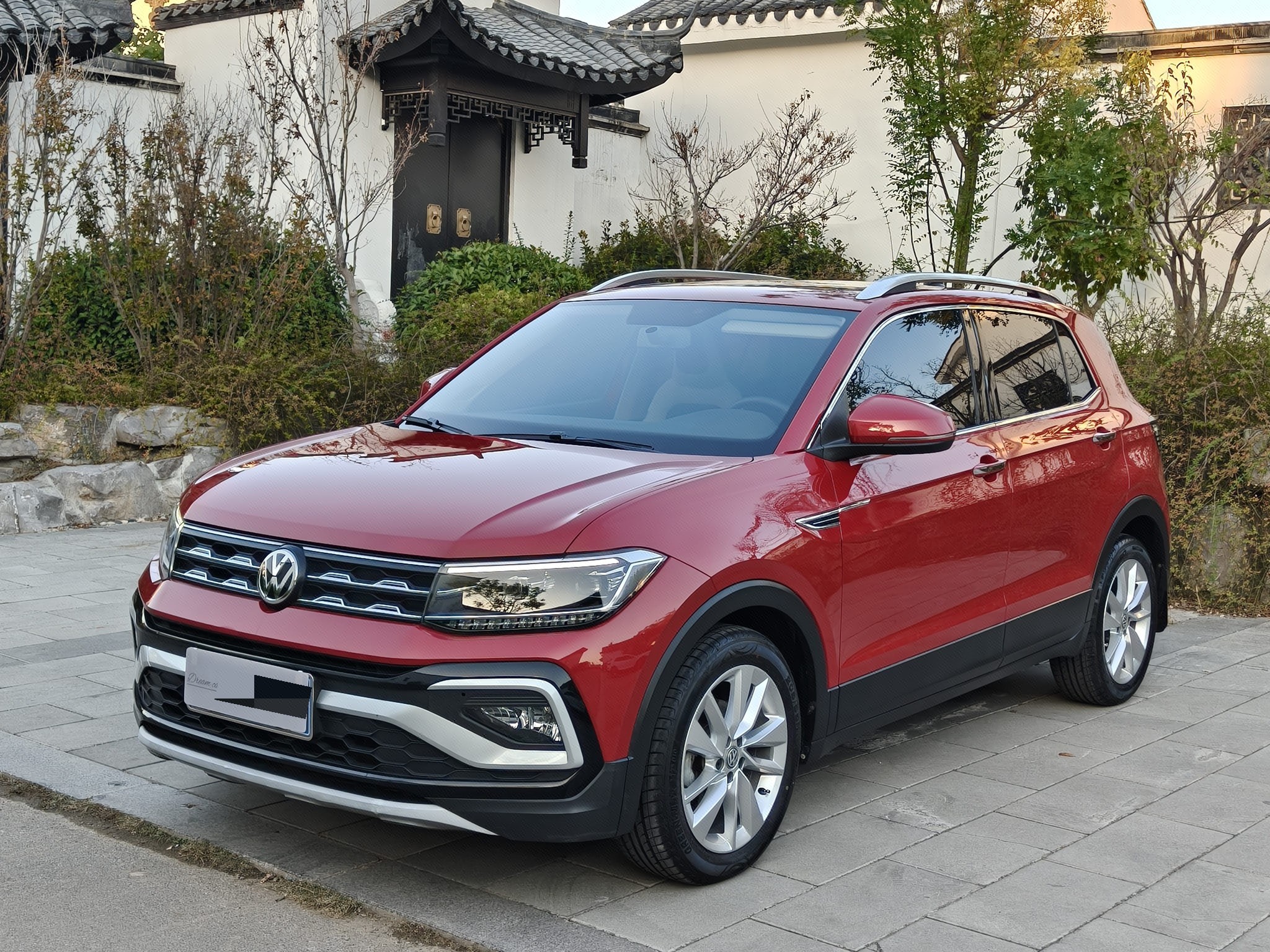 Volkswagen T-Cross 2019 Volkswagen T-Cross 2019 immagine di auto