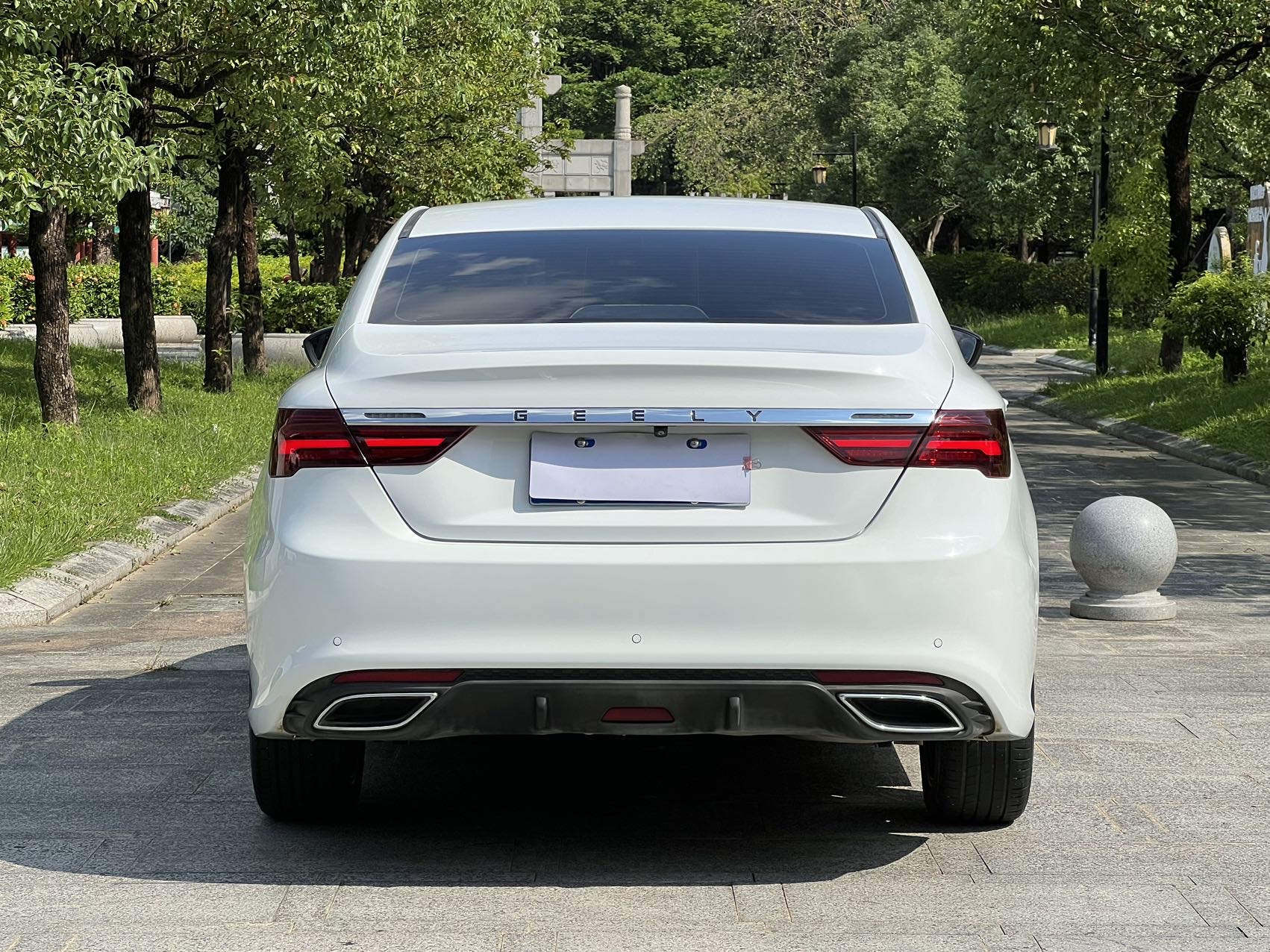 GEELY Binray 2021 car image #8