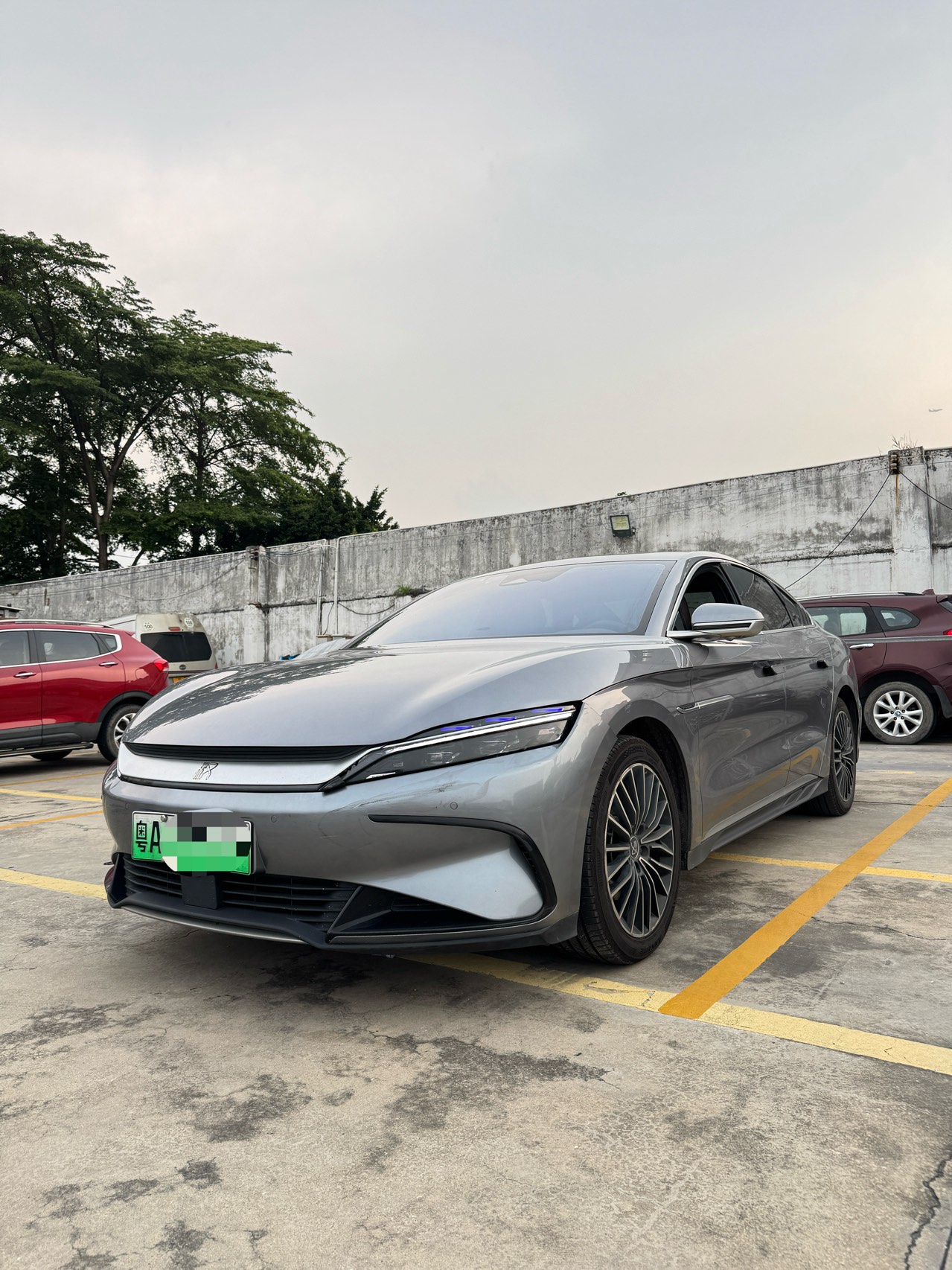 BYD Han 2023 BYD Han 2023 car image