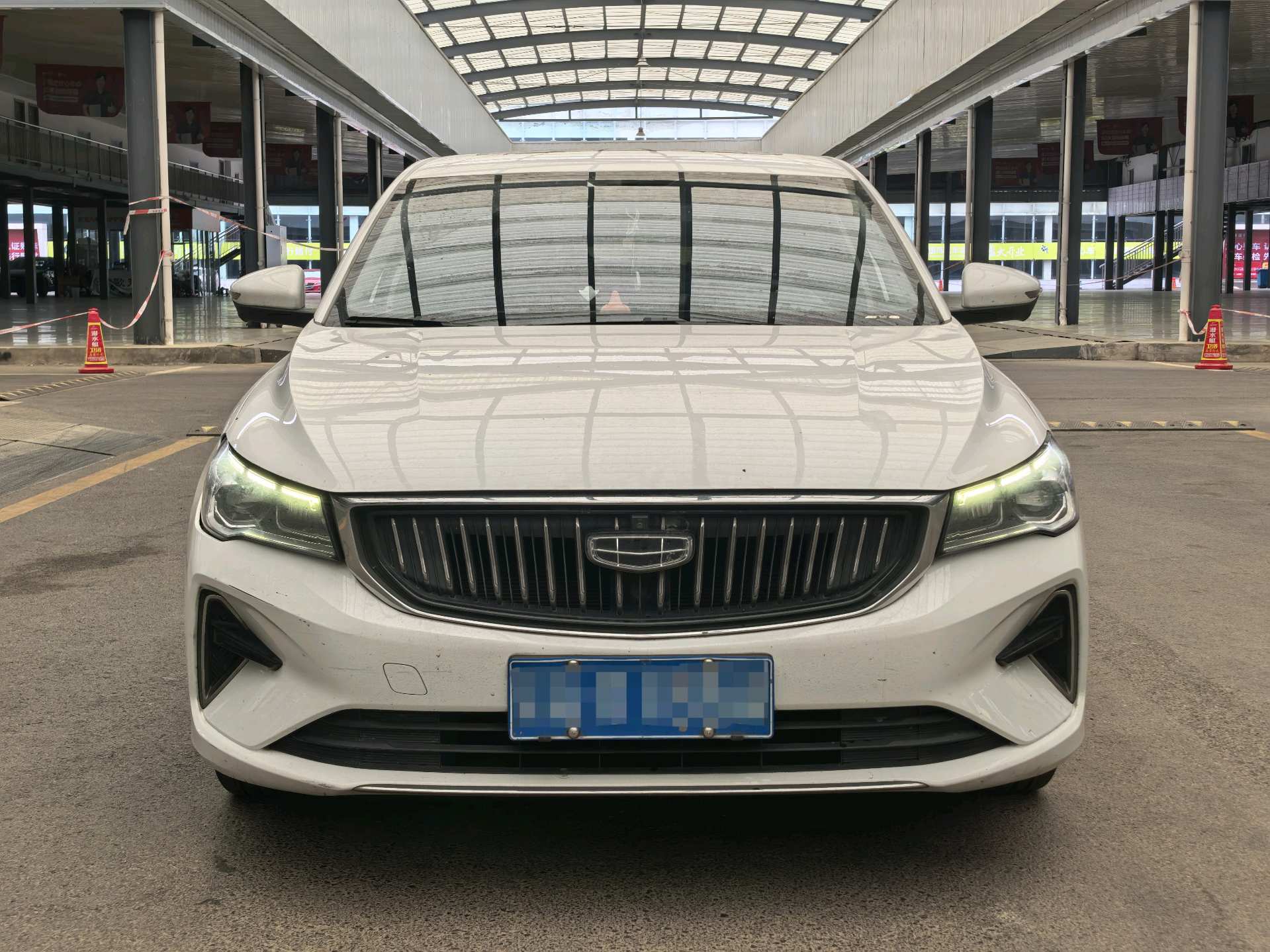 GEELY Emgrand 2022 #2 GEELY Emgrand 2022 imagen de coche #2