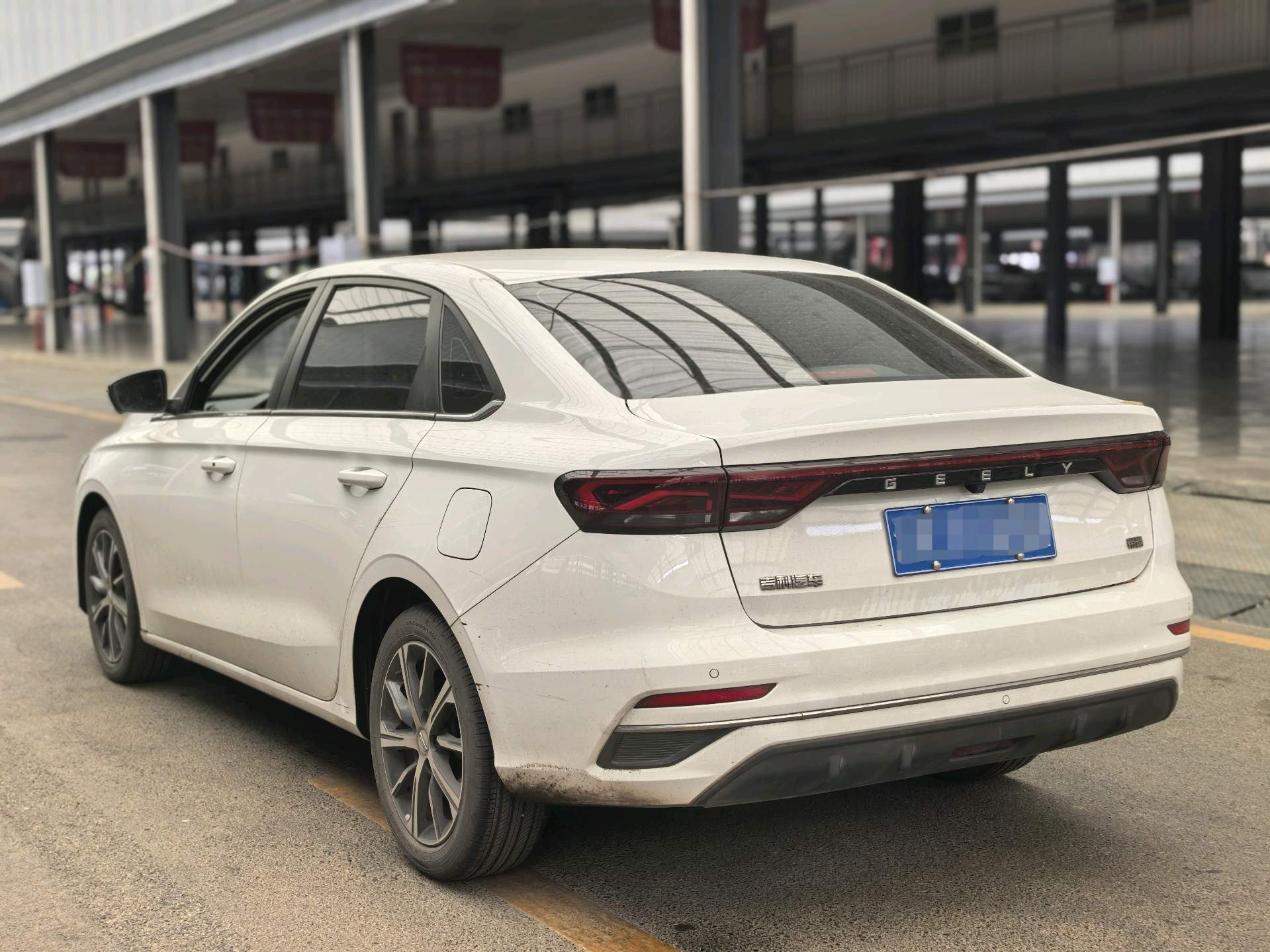 GEELY Emgrand 2022 #9 GEELY Emgrand 2022 imagen de coche #9