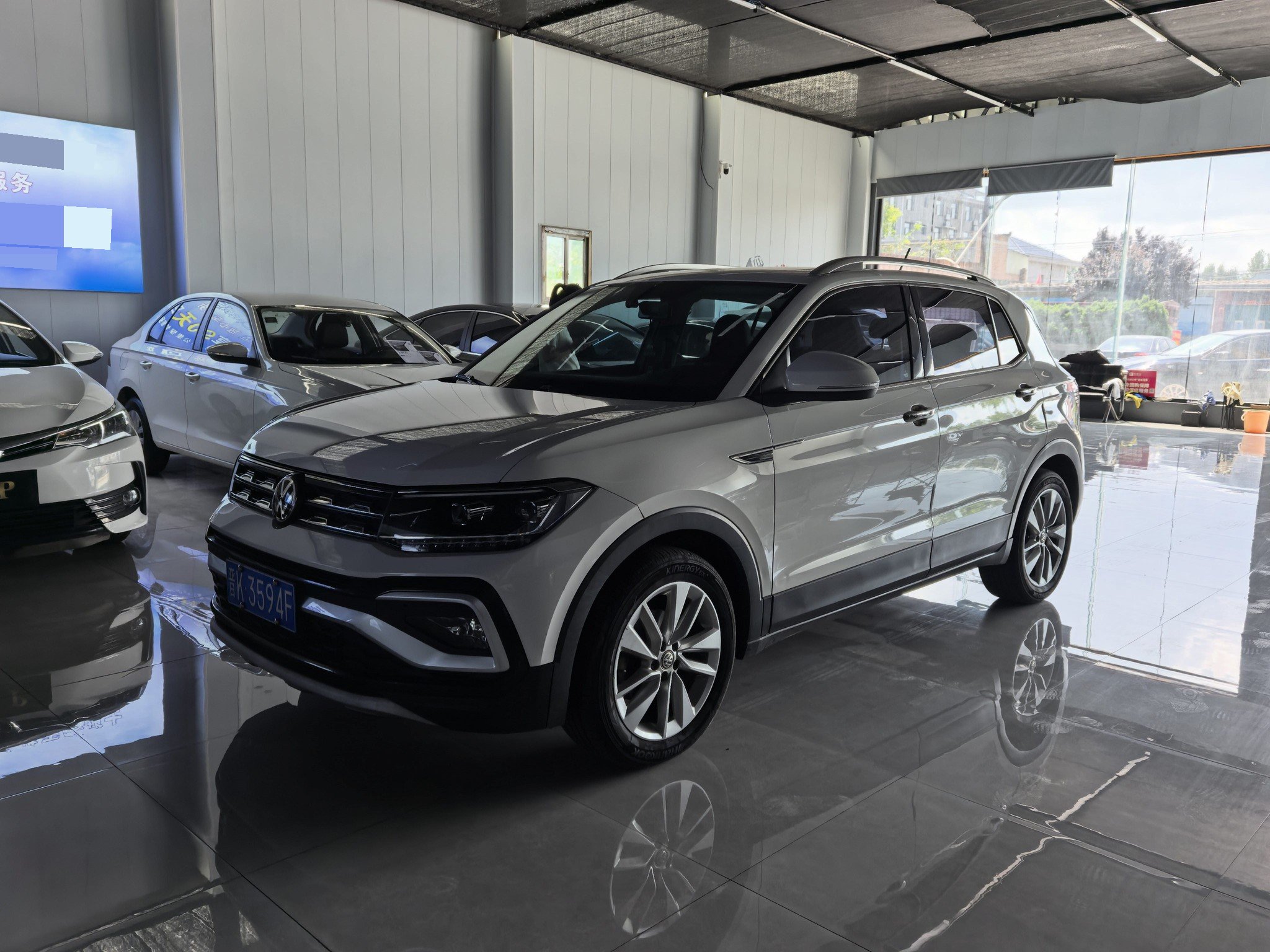 Volkswagen T-Cross 2020 Volkswagen T-Cross 2020 car image
