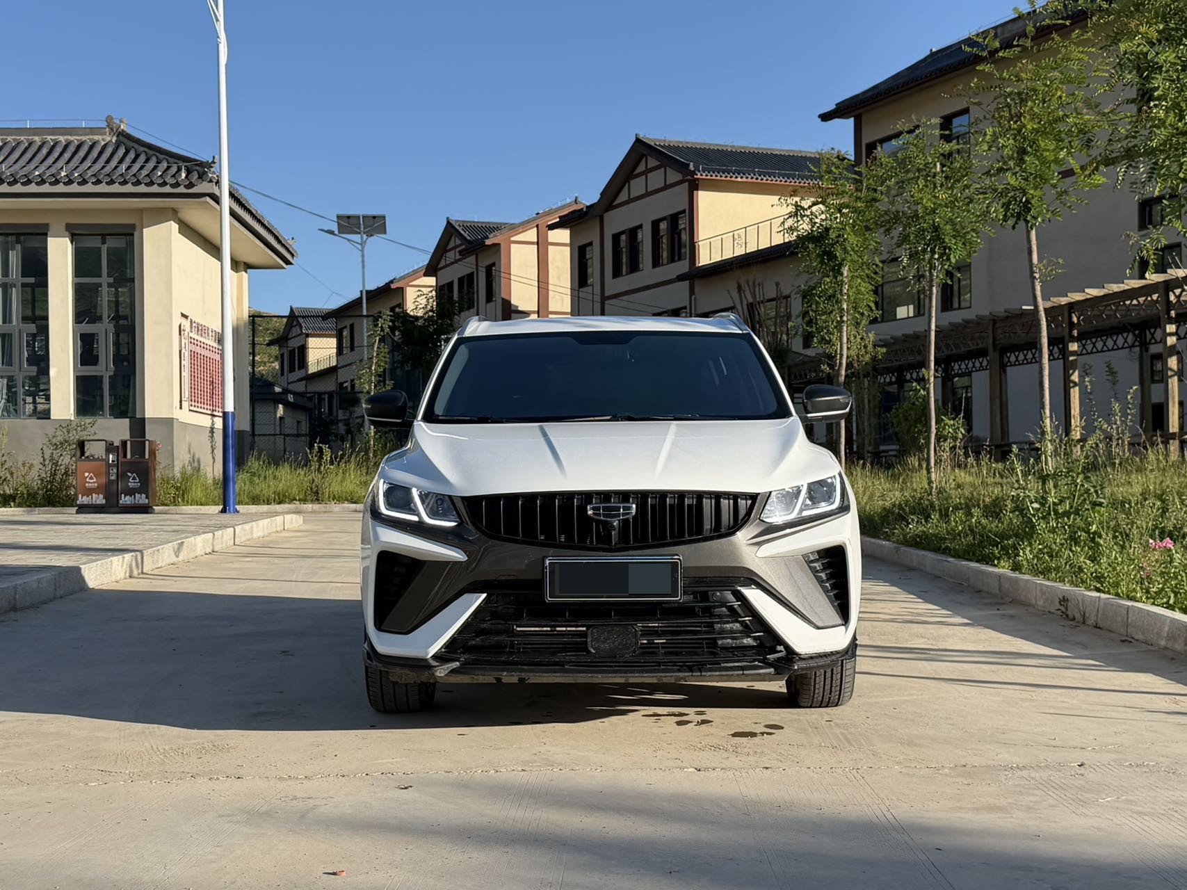GEELY Coolray 2024 imagen de coche #2