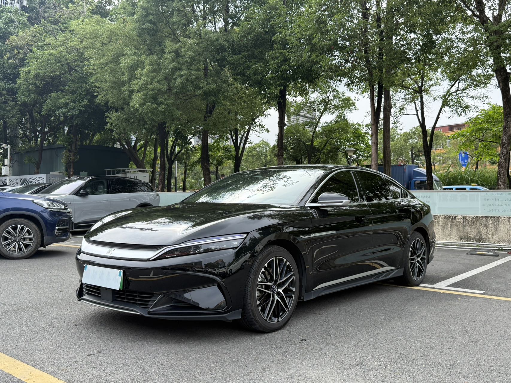 BYD Han 2024 BYD Han 2024 car image
