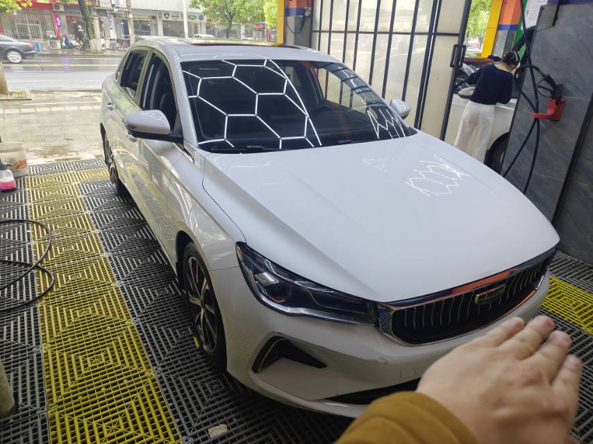 GEELY Emgrand 2022 image de voiture #2