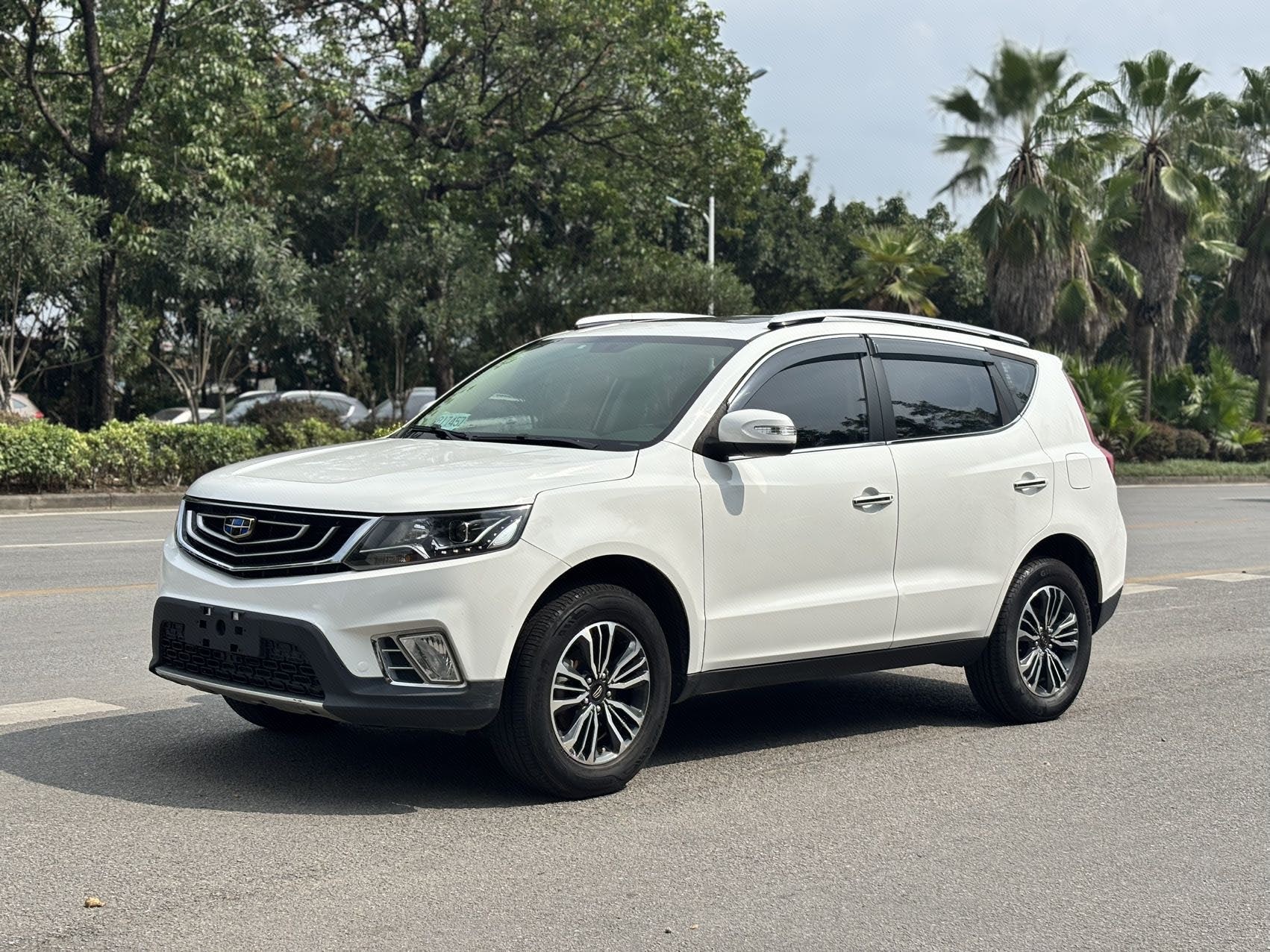 GEELY Vision X6 2018 car image 