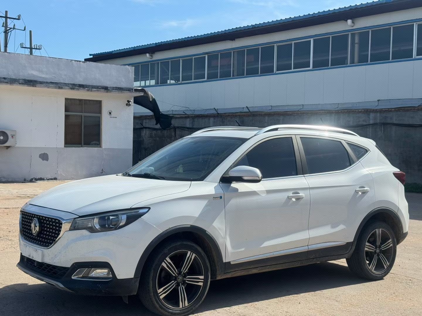 MG ZS 2019 car image 