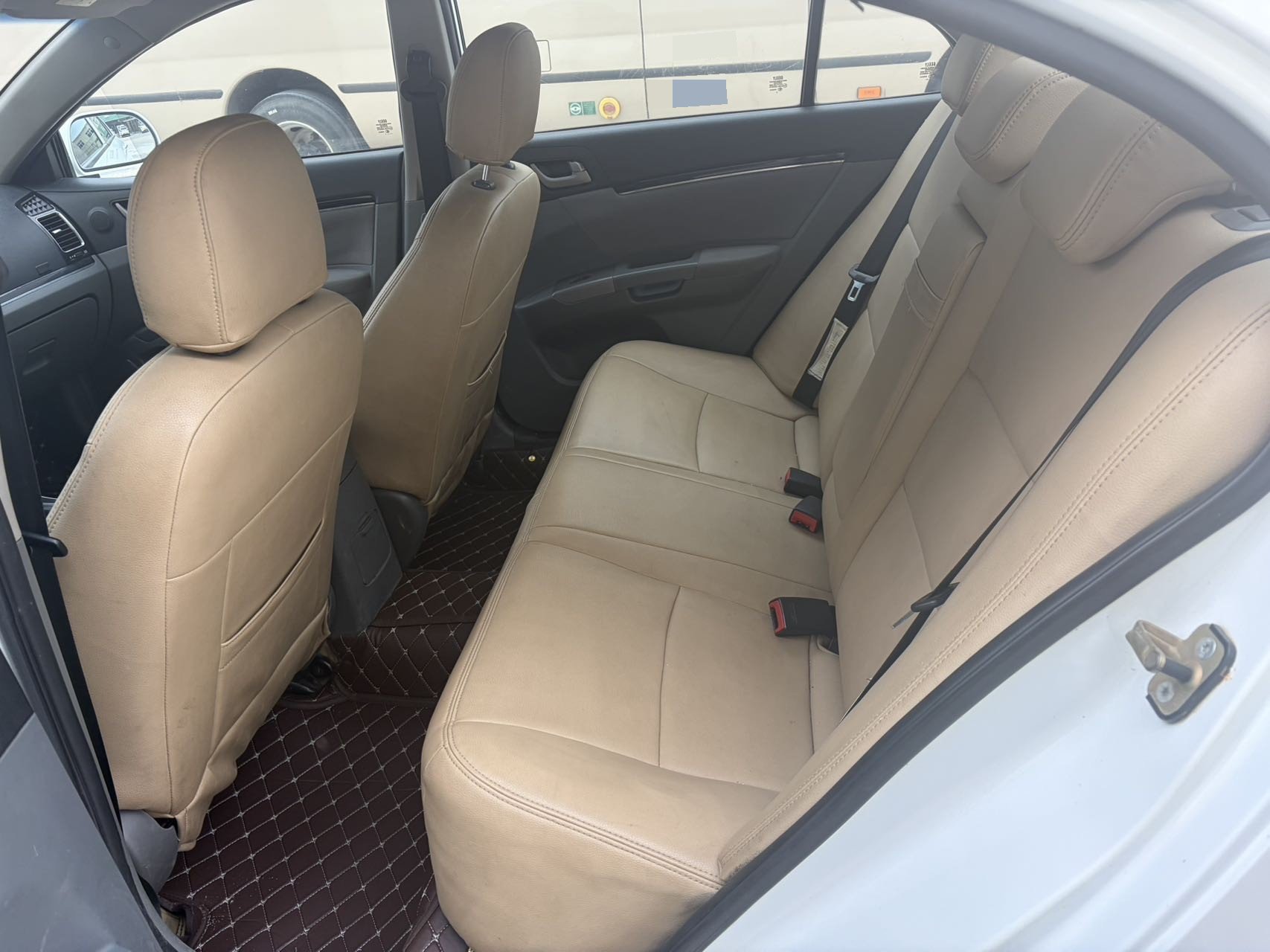 GEELY Emgrand 2014 صورة سيارة #6