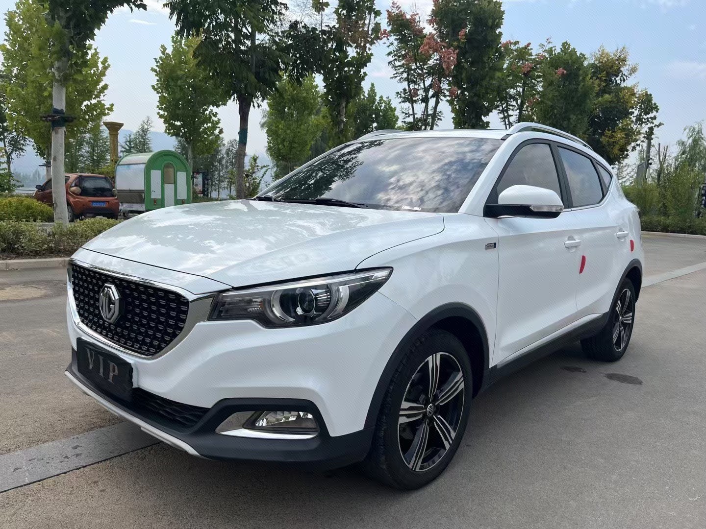 MG ZS 2019 MG ZS 2019 car image